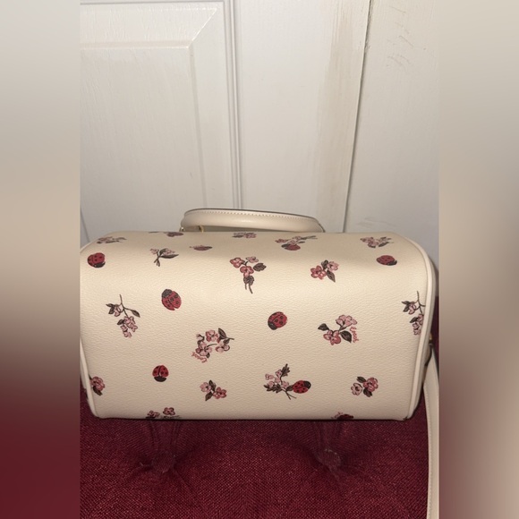 Coach floral lady bug bag - Picture 2 of 4